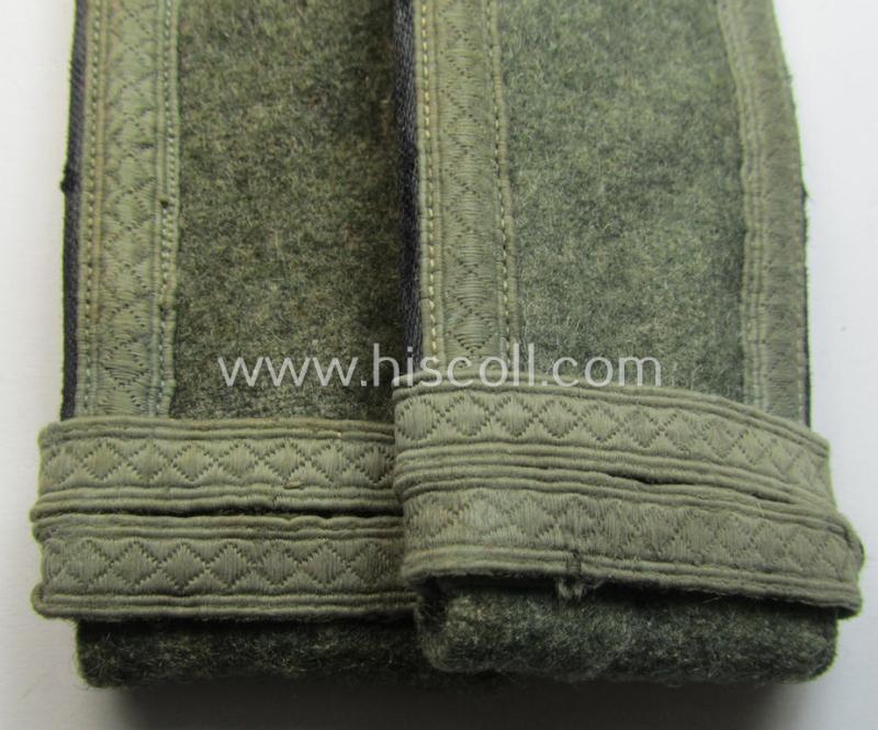 Fully matching - and actually scarcely seen! - pair of WH (Heeres) NCO-type (ie. 'M40- o. M43'-pattern) shoulderstraps as was intended for usage by an: 'Unteroffizier u. Offiziers-Anwärter eines Pionier-Bataillons o. Regiments'