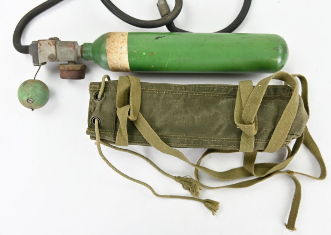 USAAF WW2 H-2 Bailout Oxygen Bottle and carrier