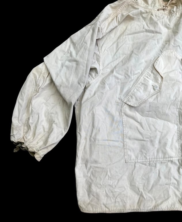 U.S. WWII reversible snow camouflage anorak/parka.