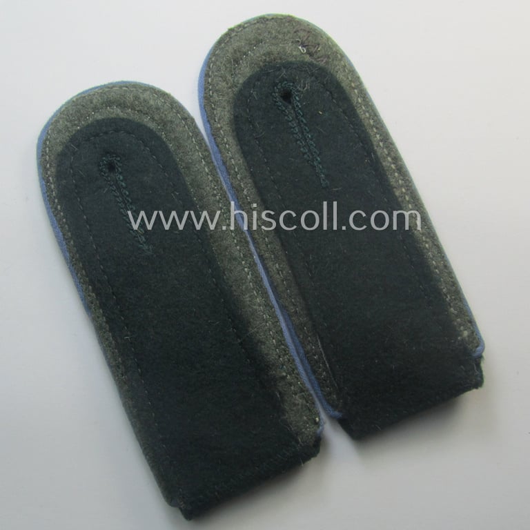 Neat - and fully matching! - pair of WH (Heeres) so-called: 'M41'-pattern, 'cyphered' (and/or 'tailor-made') NCO-type shoulderstraps as was intended for a: 'Feldwebel des Nachschub-Abtgs. 33'