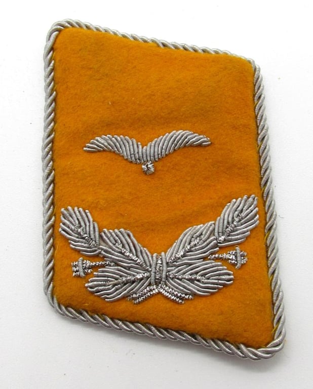 Luftwaffe Flight/FJ 'Leutnant' Collar Tabs