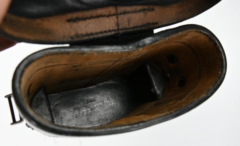 German WH Binocular 6x30 Leather Carrying Case