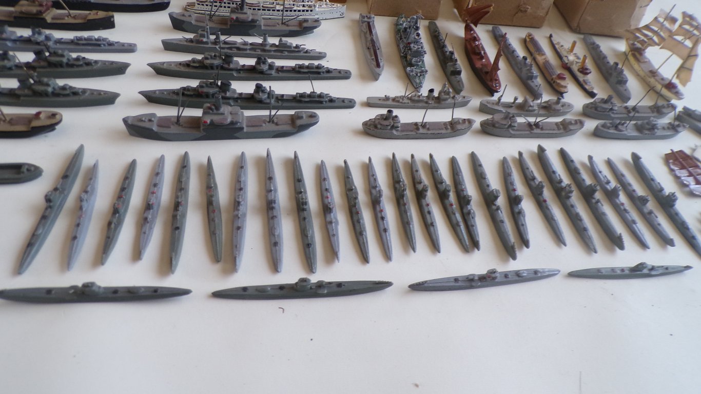 WWII 119x Wiking  tactical identification ships