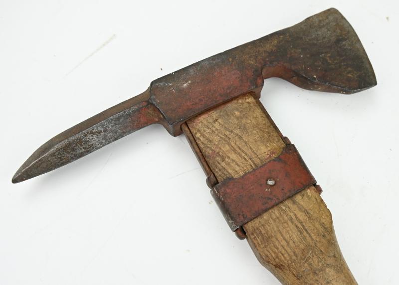 German Luftschutz-Raum Escape Set in Frame