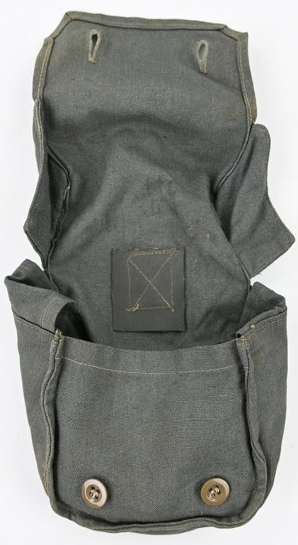 German WH M31 Gasmask Filter Pouch