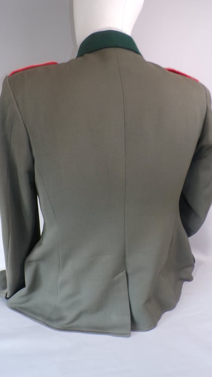 Tunic of an Oberleutnant Artillerie