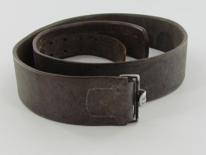 Early Wehrmacht leather equipment belt with aluminum hook (AG)