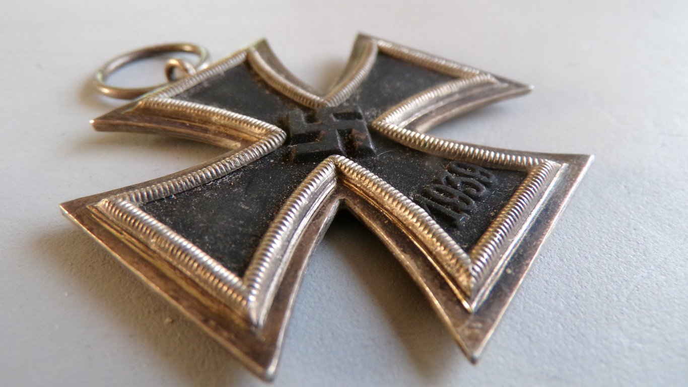 Iron Cross 2nd Class "25"