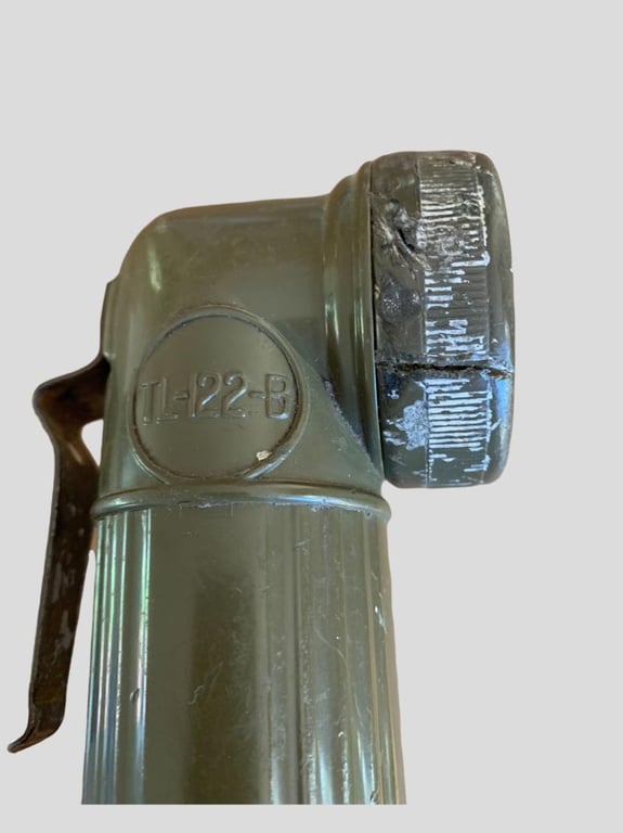 U.S. WWII Flashlight -TL122B-