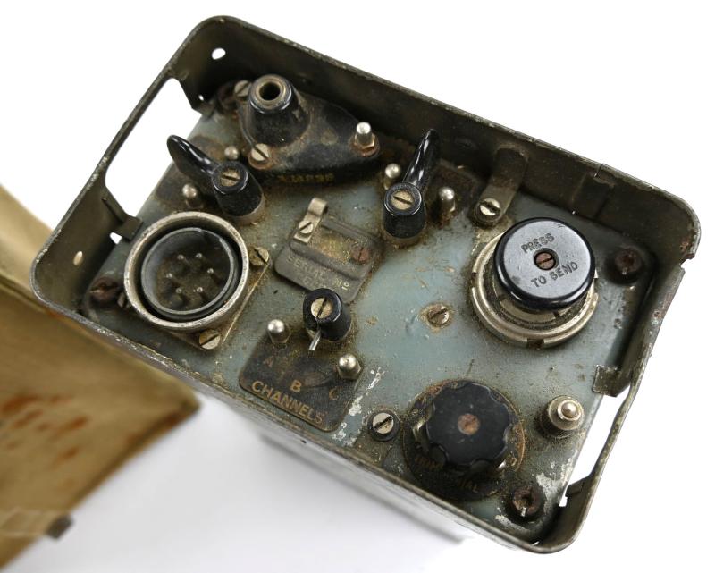 British WW2 Wireless No.46 Set with Carrying Bag