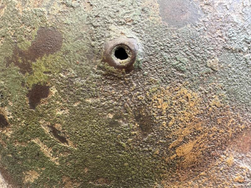 WH/SS M42 Helmet in Rough 4 Tone Camouflage Paint