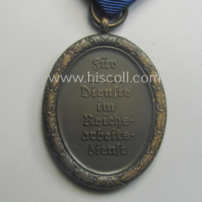 RAD (ie.'Reichsarbeitsdienst') so-called: 'Dienstauszeichnung 4. Stufe für Männer' (as was intended for 4 years loyal-service) that comes stored in its (scarcely seen and equally very nicely preserved!) light-brown-coloured box ie. etui