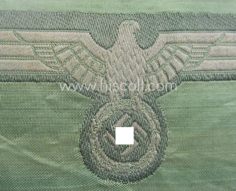 WH (Heeres) breast-eagle in 'BeVo'-weave-pattern