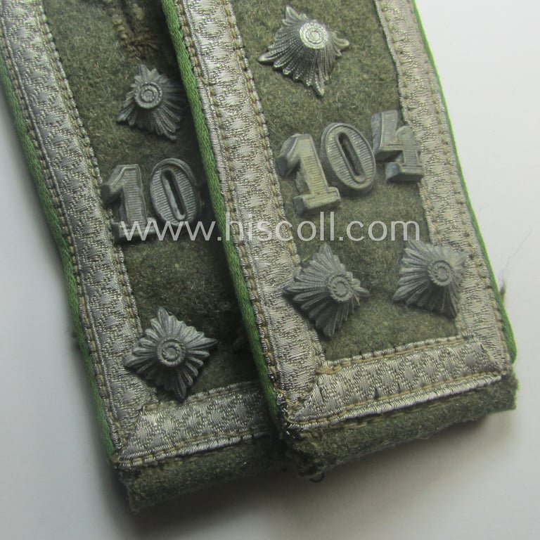 Superb - and just moderately used - pair of mid-war-period- (ie. 'M43'-pattern), WH (Heeres) NCO-type shoulderstraps: 'Stabsfeldwebel des Grenadier-Rgts. 104' (part of the '47. Infanterie-Div.')