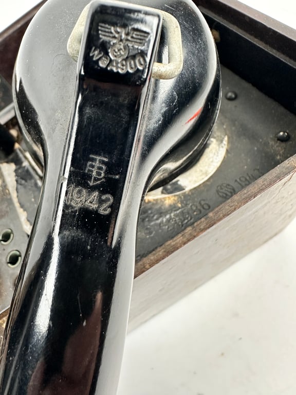 Nice original German WW2 FF33 Field Telephone (Feldfernsprecher 33) 1943