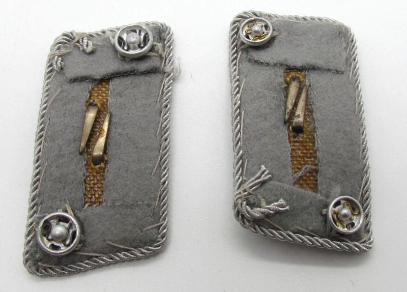 Deutsches Roten Kreuz (DRK) Collar Tab Set
