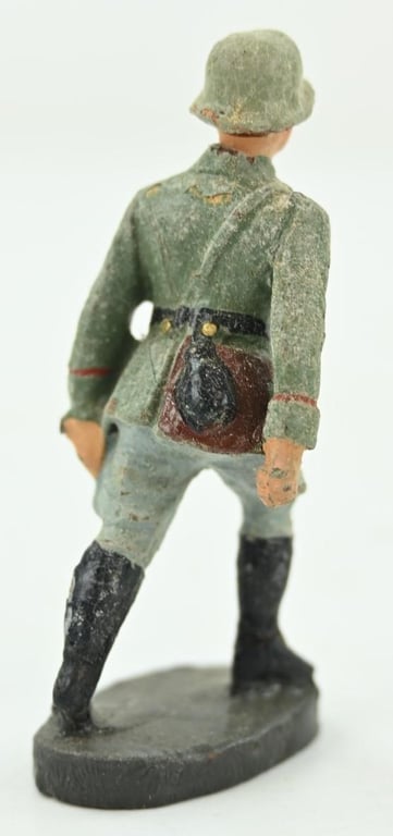 German Elastolin Toy Figure 'Officer'