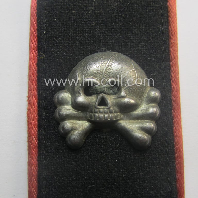 Mid- (ie. later-) war-period - albeit regrettably single! - WH (Heeres) black-coloured, woolen-based- and/or bright-pink-piped: 'Panzer'-collar-tab having a zinc- (ie. 'Feinzink'-) based 'Totenkopf' (ie. skull) attached