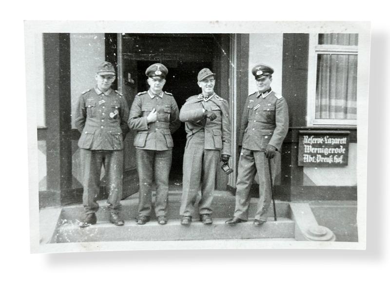 Grouping of Oberfeldwebel -Hans Kelmereit-