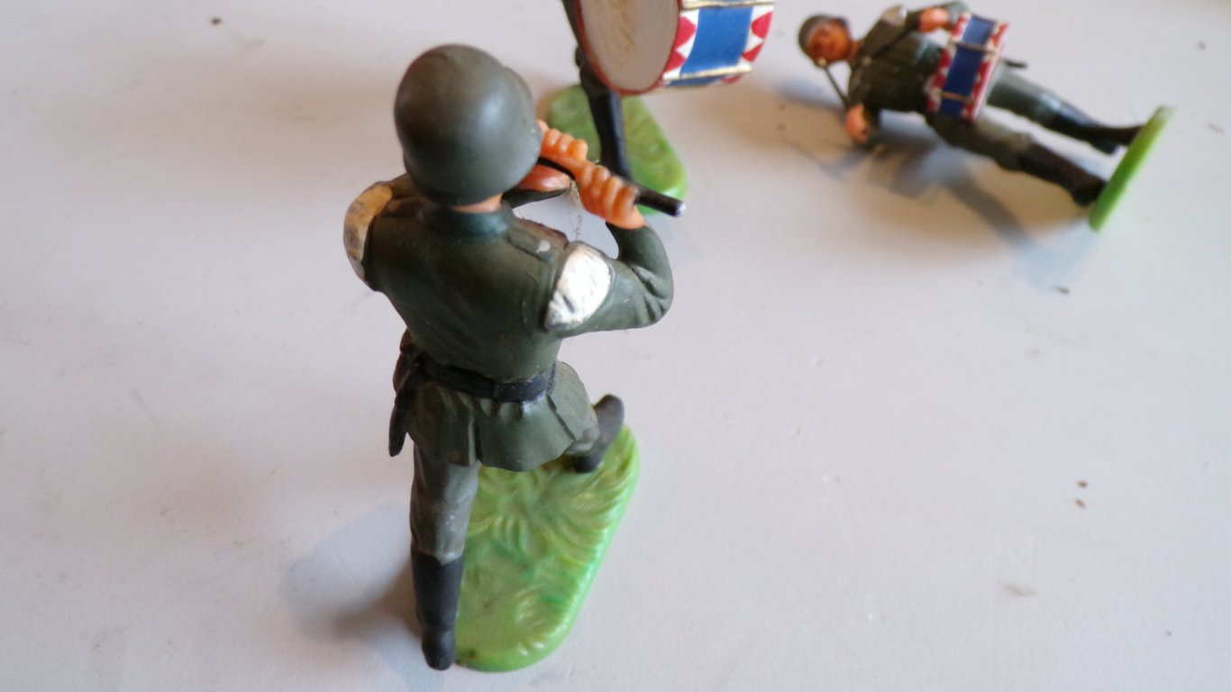 Exceptional 27-Piece Elastolin WWII Whermacht Band