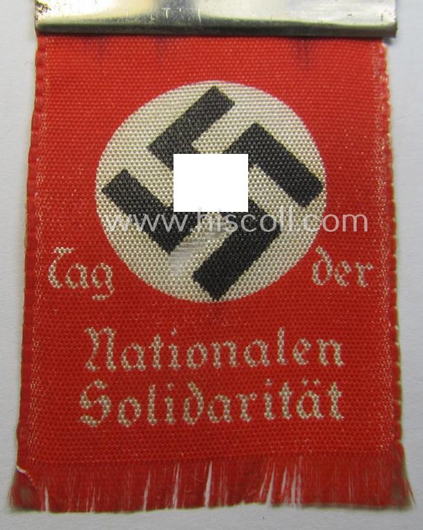 Linnen-based, WHW- ie N.S.D.A.P.-related 'tinnie' (ie. 'Tagungs- o. Veranstaltungsabzeichen'): 'Tag der Nationalen Solidarität'