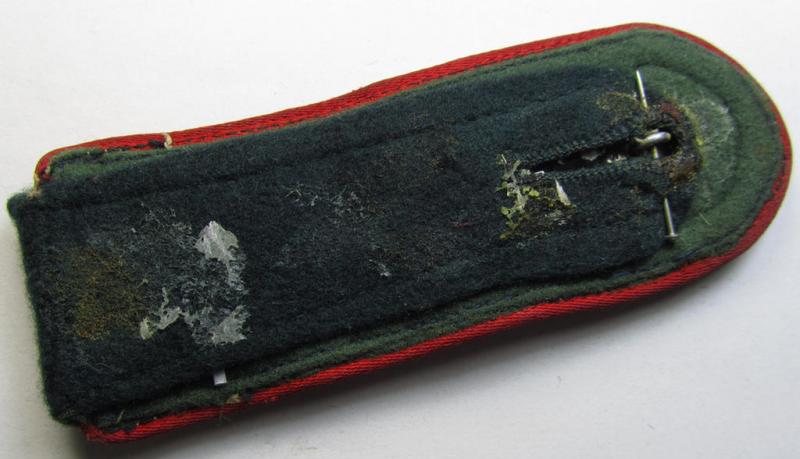 Attractive - albeit regrettably single! - (I deem) early-war-period- (ie. 'M40-type') neatly 'cyphered', WH (Heeres) NCO-type shoulderstrap as was intended for usage by an: 'Oberfeldwebel des Artillerie-Regiments 10'