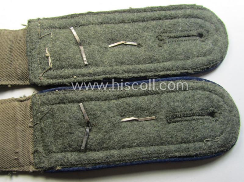 Superb - fully matching and scarcely found! - pair of WH (Heeres) - I deem - mid-war-period- (ie. 'M41- o. M43'-) pattern NCO-type ('cyphered') shoulderstraps as was intended for usage by a: 'Feldwebel eines Sanitäts-Abteilungs'