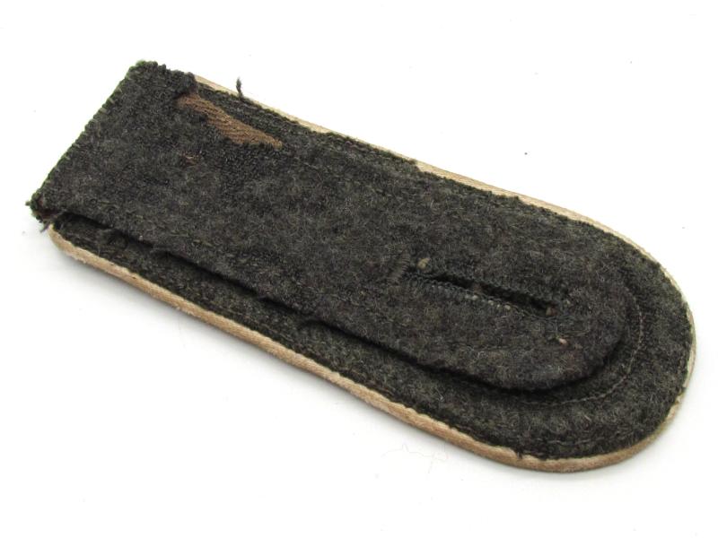 Single WH (Heer) M40 'Infanterie' Shoulder-Strap