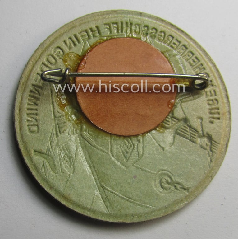 Commemorative - beige-coloured and/or: carton-based(!) - 'Marine HJ'- (ie. Hitlerjugend-) related 'tinnie' depicting a sailing-ship and 'HJ-Raute' and showing the text: 'Jugenherbergsschiff Hein Godewind'