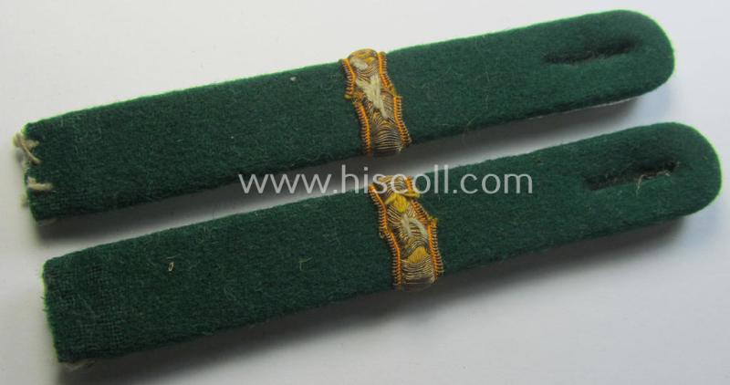 Attractive - and matching! - darker-green-coloured officers'-type shoulderboards (ie. 'Schulterstücke für Offiziere') as was (I deem) specifically intended for a: 'Zugführer' serving within the: 'Sicherheits- u. Hilfsdienst o. SHD'