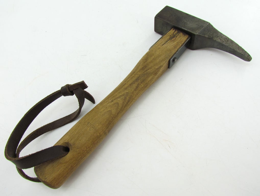 Wehrmacht Gebirgsjäger STUBAI Climbing Hammer – GJR 137 Regiment Marked