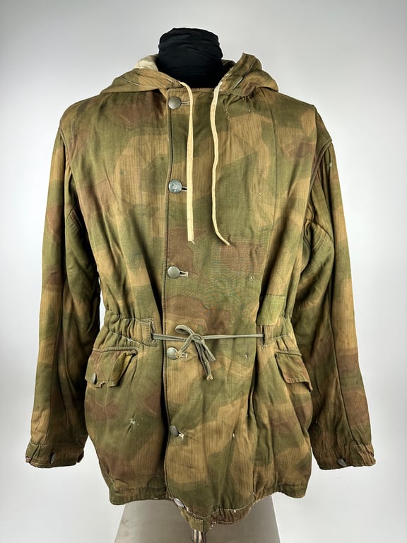 WW2 German Wehrmacht Reversible Camouflage Winter Parka.