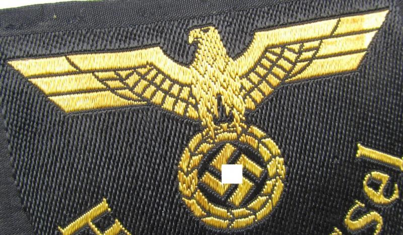 'DRB'- (ie. 'Deutsche Reichsbahn'-) related arm-eagle (ie. 'Ärmeladler') as executed in 'BeVo'-weave style as was intended for an official of the: 'Deutsche Reichsbahn' ie. the: 'WVD Brüssel' (or: 'Wehrmacht-Verkehrsdirektion Brüssel')