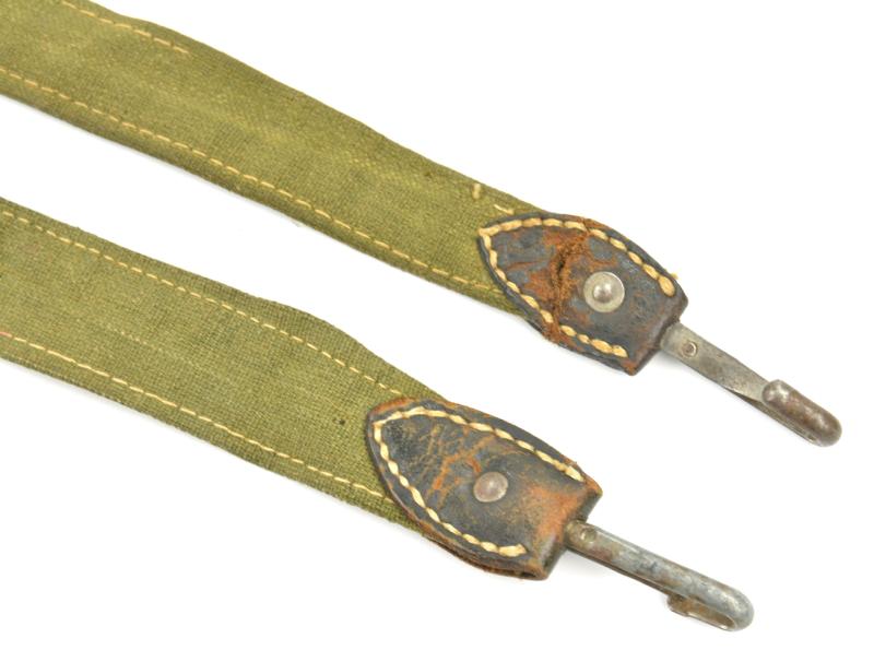 German WH M43 Breadbag strap