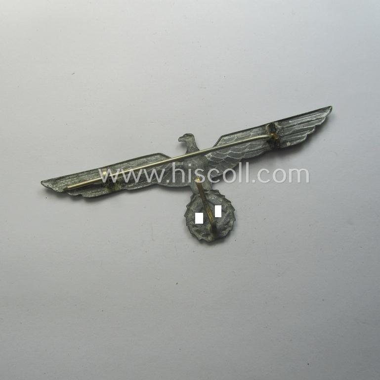 WH (Heeres- o. KM) silver-toned- (and/or: typical zinc- ie. 'Feinzink'-based) officers'-pattern breast-eagle (ie. 'Metall Offiziers-Brustadler für die Sommeruniform')