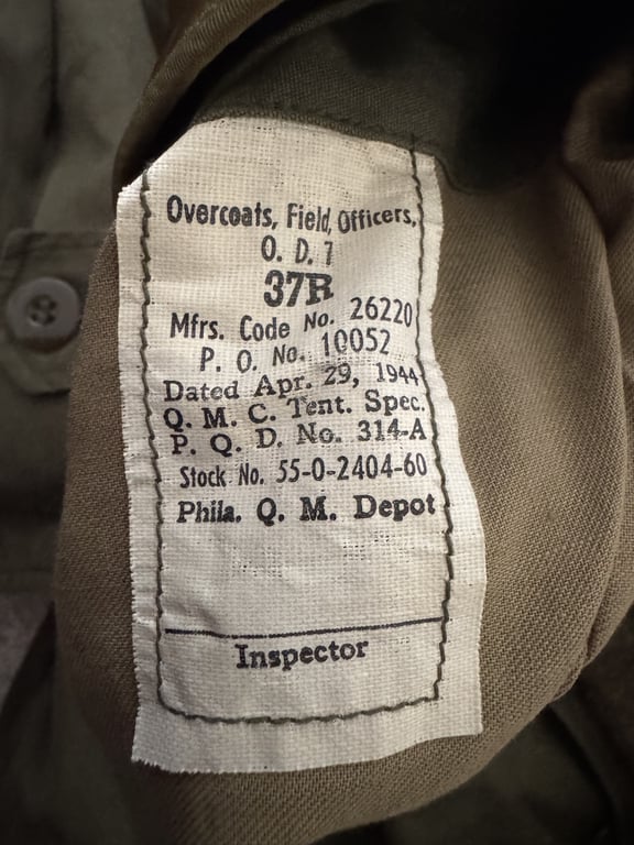 U.S. WWII Army Officer’s OD7 field overcoat / raincoat dated 1944