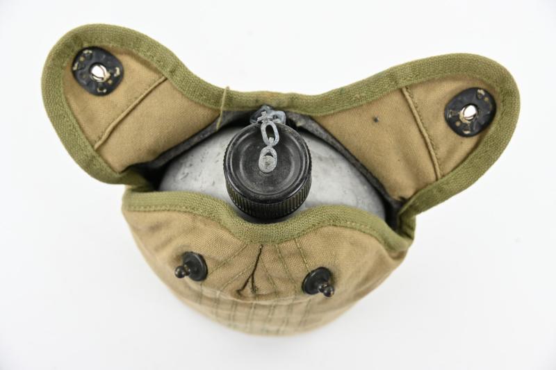 US M-1941 Cavalry/Paratrooper Canteen