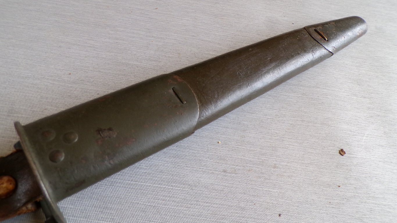 French Foreign Legion Paratrooper Combat dagger