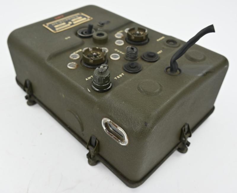US WW2  Airborne PPN-2 Pathfinder Beacon in Carrying Bag
