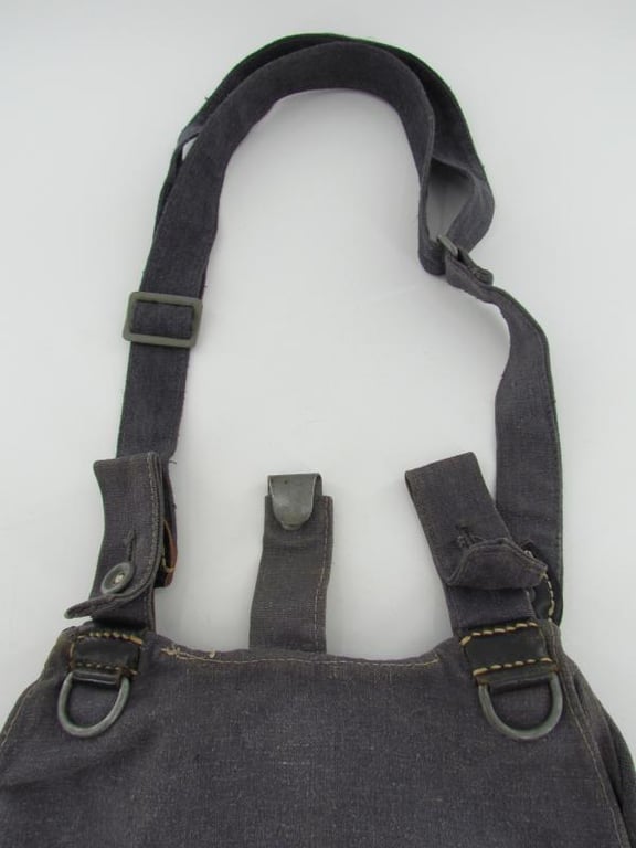 Luftwaffe M31 Bread Bag With Carrying Strap 1942
