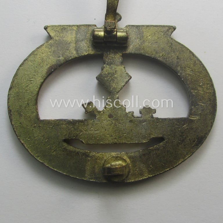 Attractive - and I deem somewhat later-war-period - WH (Kriegsmarine) zinc- ie. 'Feinzink'-based, so-called: 'U-Bootkriegsabzeichen' (or: U-boat war-badge) being a (typical) non-marker-marked example by a (by me) unidentified maker