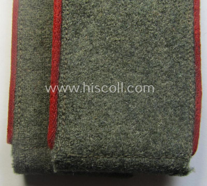 Pair of WH (Heeres) EM-type shoulderstraps: 'Soldat eines (Sturm)Art.-Abtgs. o. Rgts.'