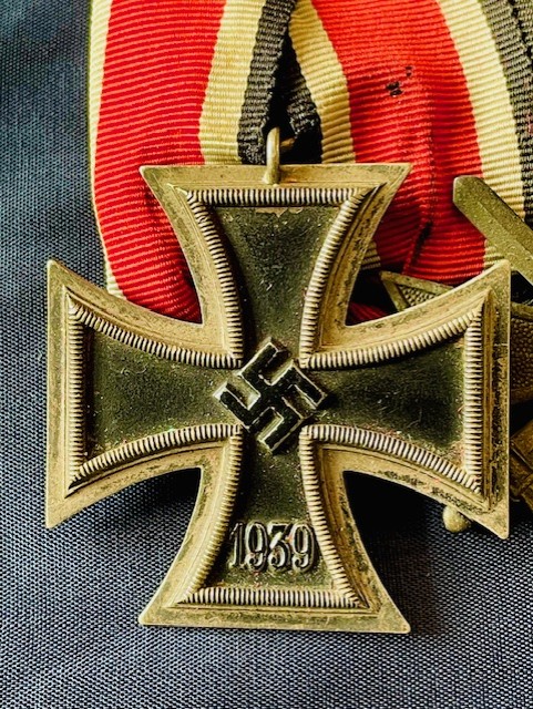 WW2 GERMAN THIRD REICH MEDAL SET IRON CROSS 2nd CLASS AND WAR MERIT CROSS WITH SWORDS WITH NUMBERED RINGS