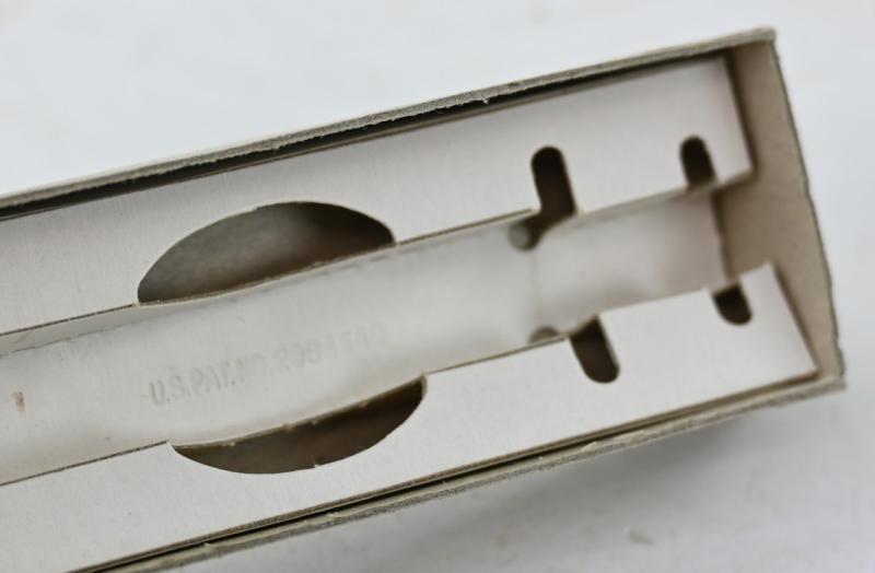 US WW2 Medical Syringe in Case