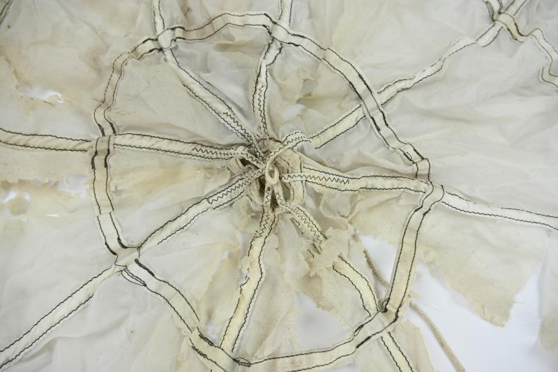 US WW2 Artillery Parachute 66cm