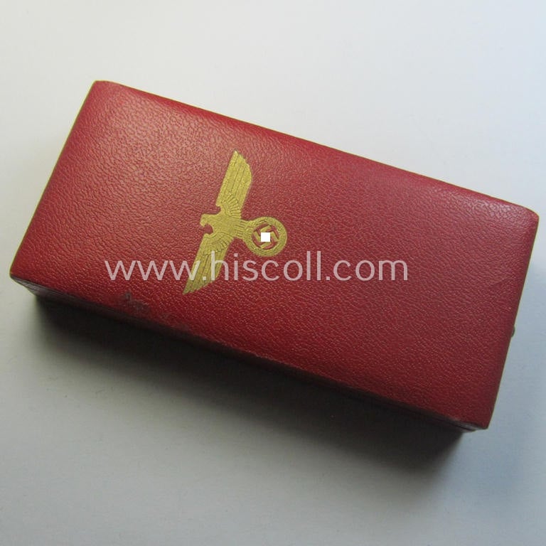 WH Austrian-occupation- (ie. 'Anschluss'-) medal: '13. März 1938' being a very attractive (and hardly tarnished!) example that comes stored in its bright-red-coloured- and/or typical non-maker-marked etui as issued