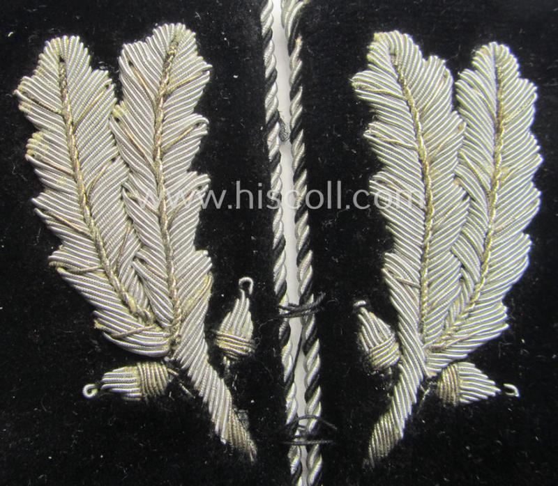 Attractive - and unidentified! - pair of hand-embroidered, high-ranked officers'-pattern collar-tabs (ie. 'Kragenspiegel für Führer') as was (presumably) intended for the: 'Stahlhelmbund' (ie. 'Der Stahlhelm - Bund der Frontsoldaten (or: Sta)'