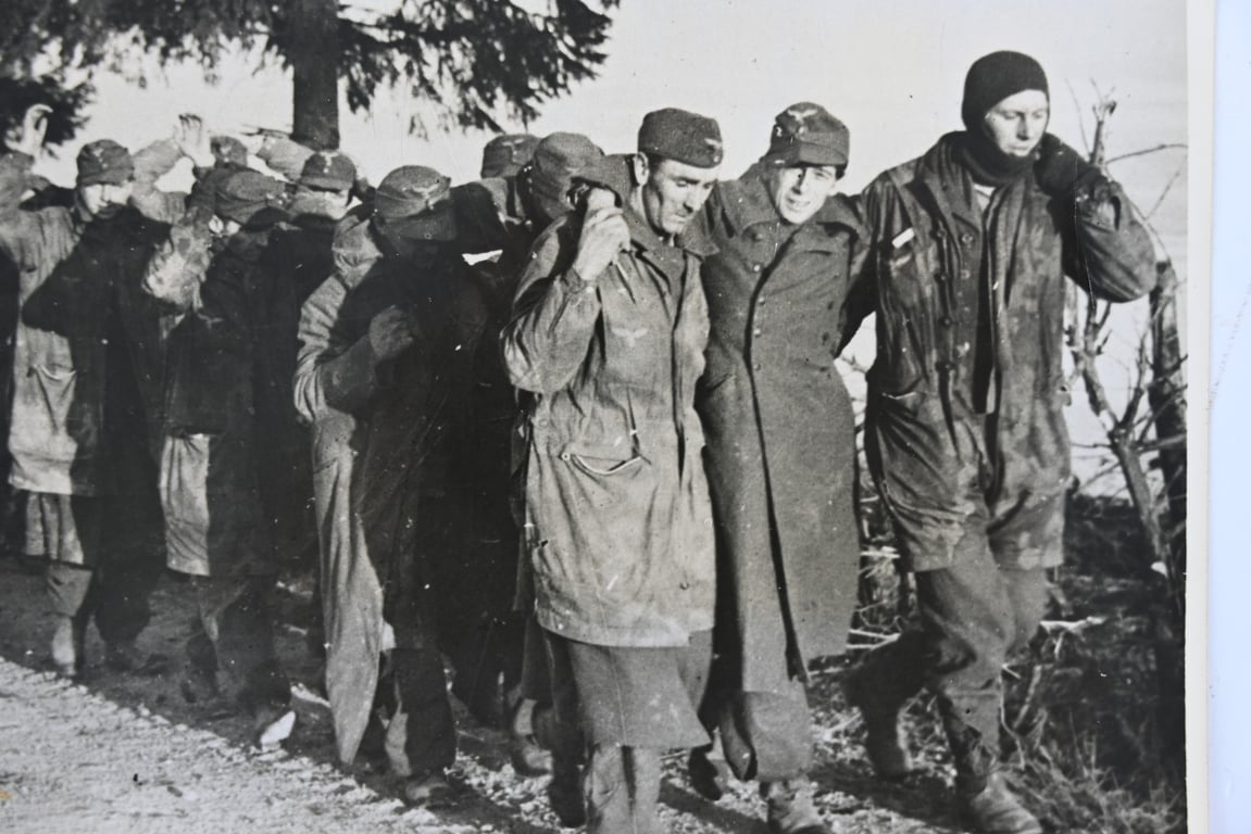 US WW2 Press Photo 'Bastogne'