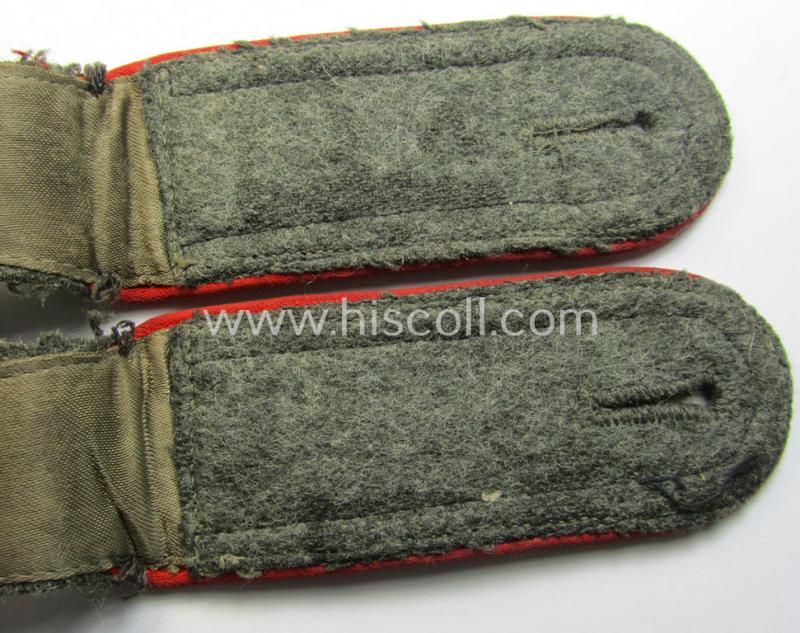 Attractive - and fully matching! - pair of WH (Heeres) early- (ie. mid-) war-period- (ie. 'M40'- ie. 'M43'-pattern), 'standard-issued' NCO-type shoulderstraps as was intended for an: 'Unterwachtmeister eines (Sturm)Art.-Abts. o. Rgts.'