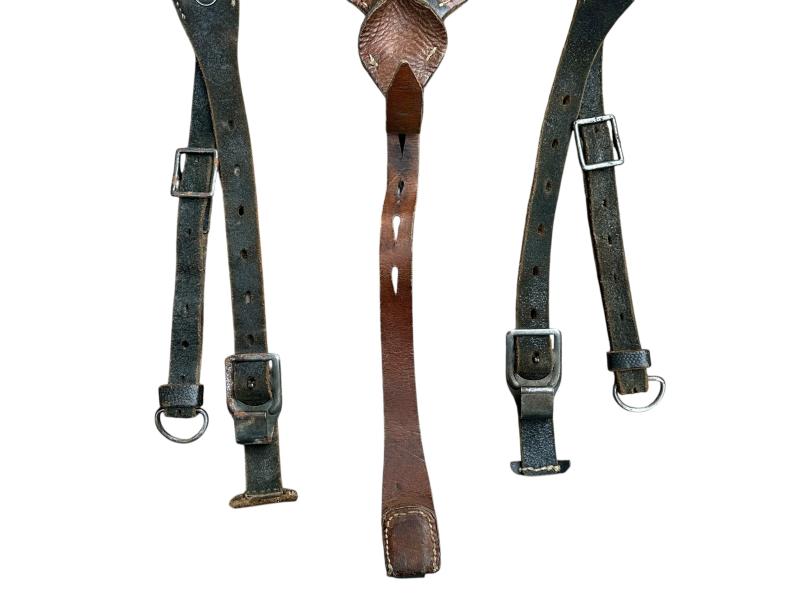 German WWII Leather Y-Straps